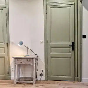 https://le-lorraine.fr-provencehotel.com
