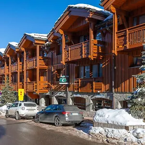 https://residence-les-chalets-du-forum-courchevel-1850.hotels-rhonealpes.com